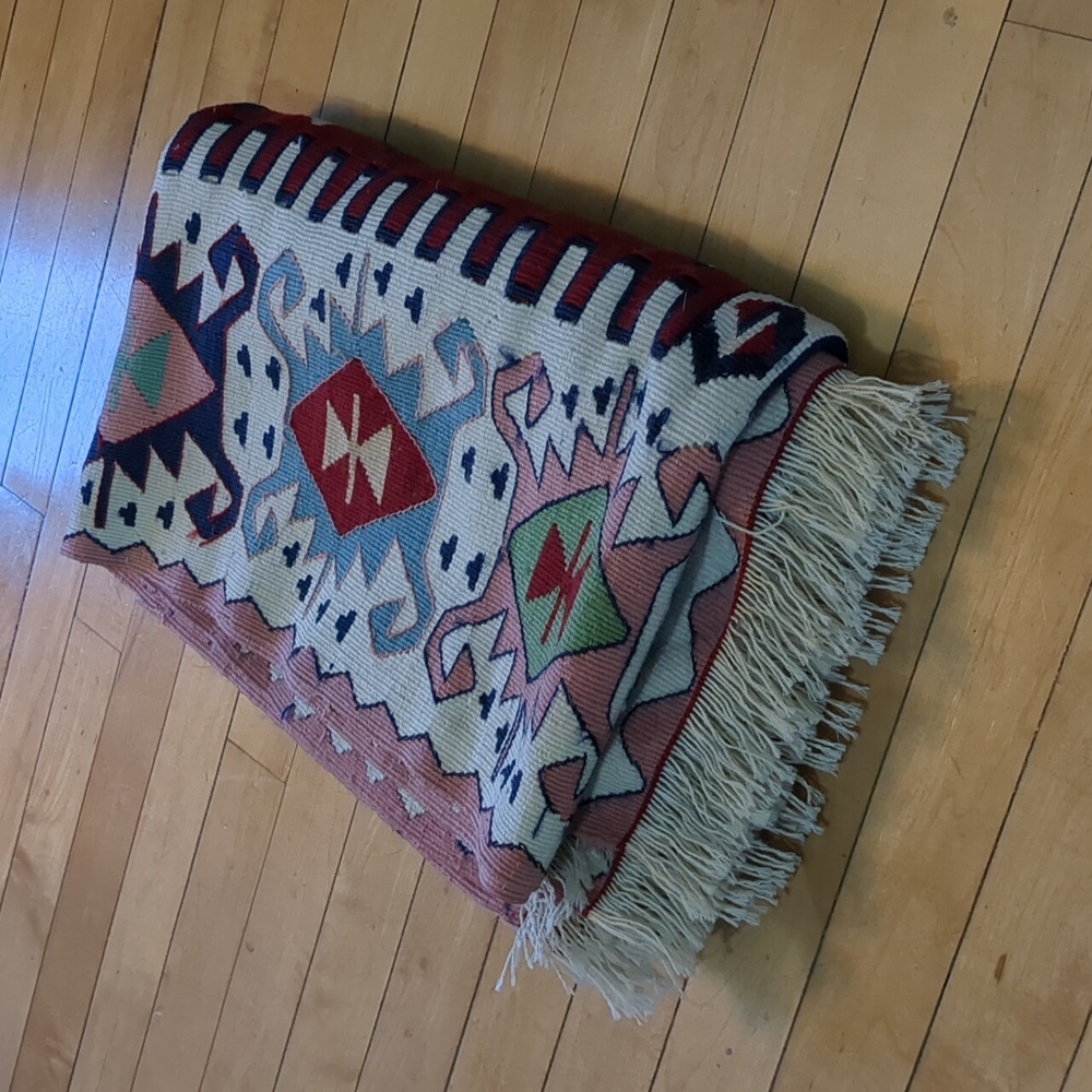 Genuine Wool Turkish Rug - Handmade - Picture 8 of 9